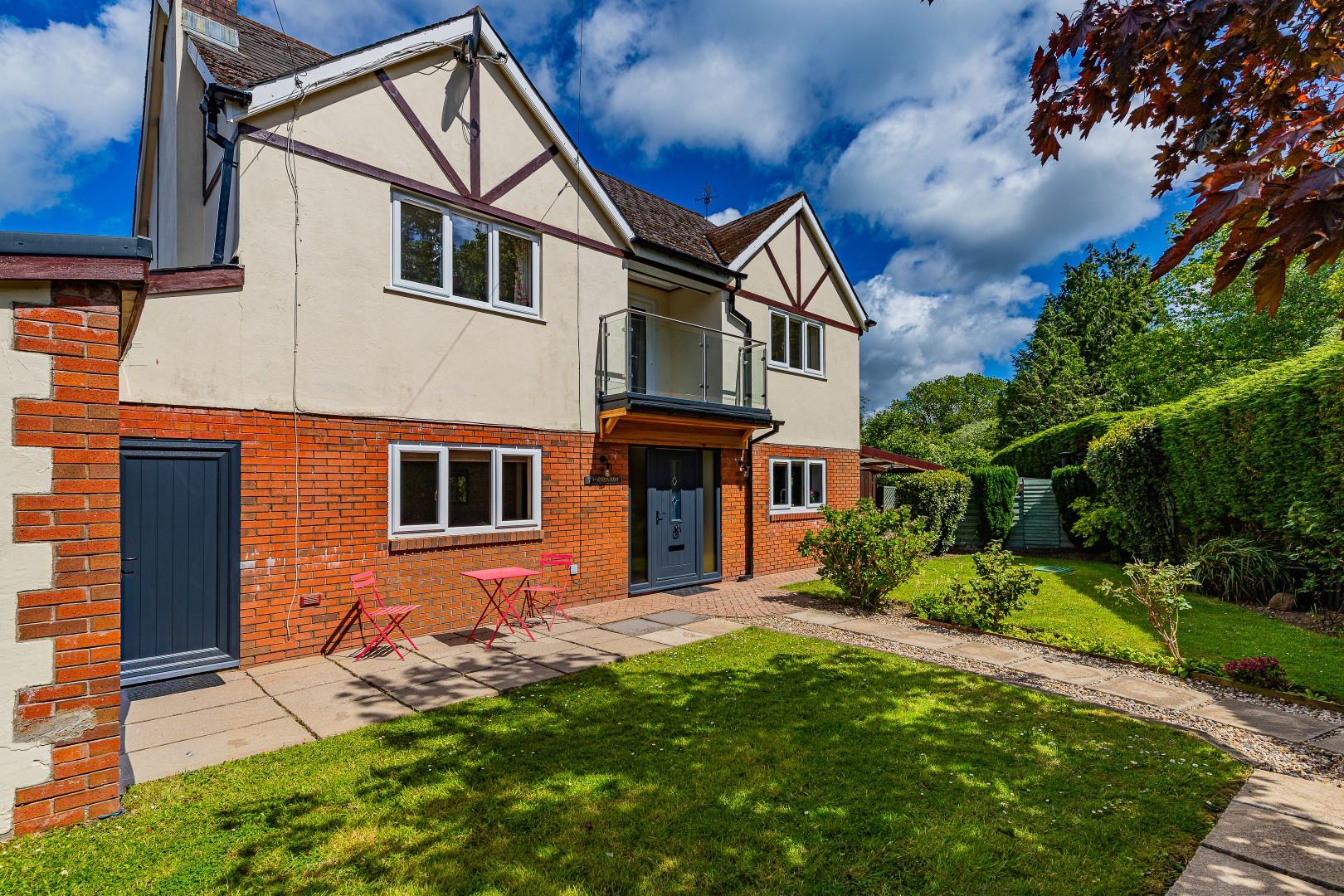 Garth Place, Rudry, Caerphilly, CF83 3DH